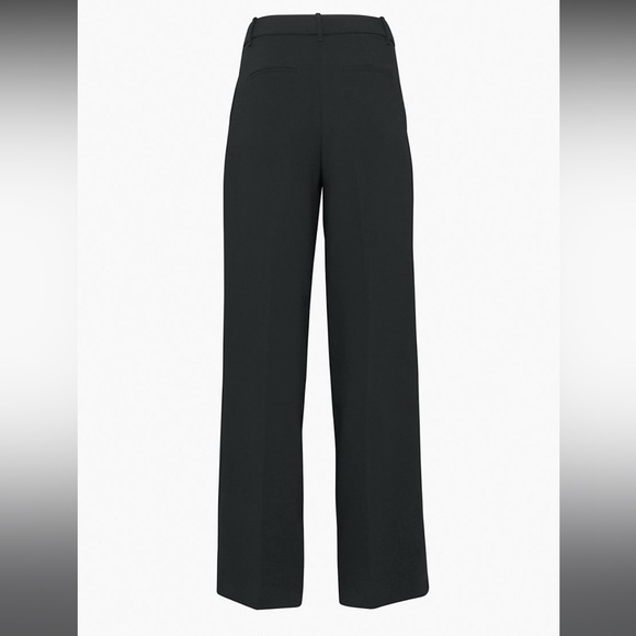 🤍SOLD🤍 Aritzia - The Effortless Pant™ Black - Picture 2 of 7